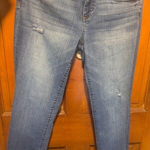 Kut from the Kloth Distressed Blue Boyfriend Jeans